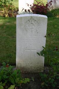 Dozinghem Military Cemetery - Jones, A